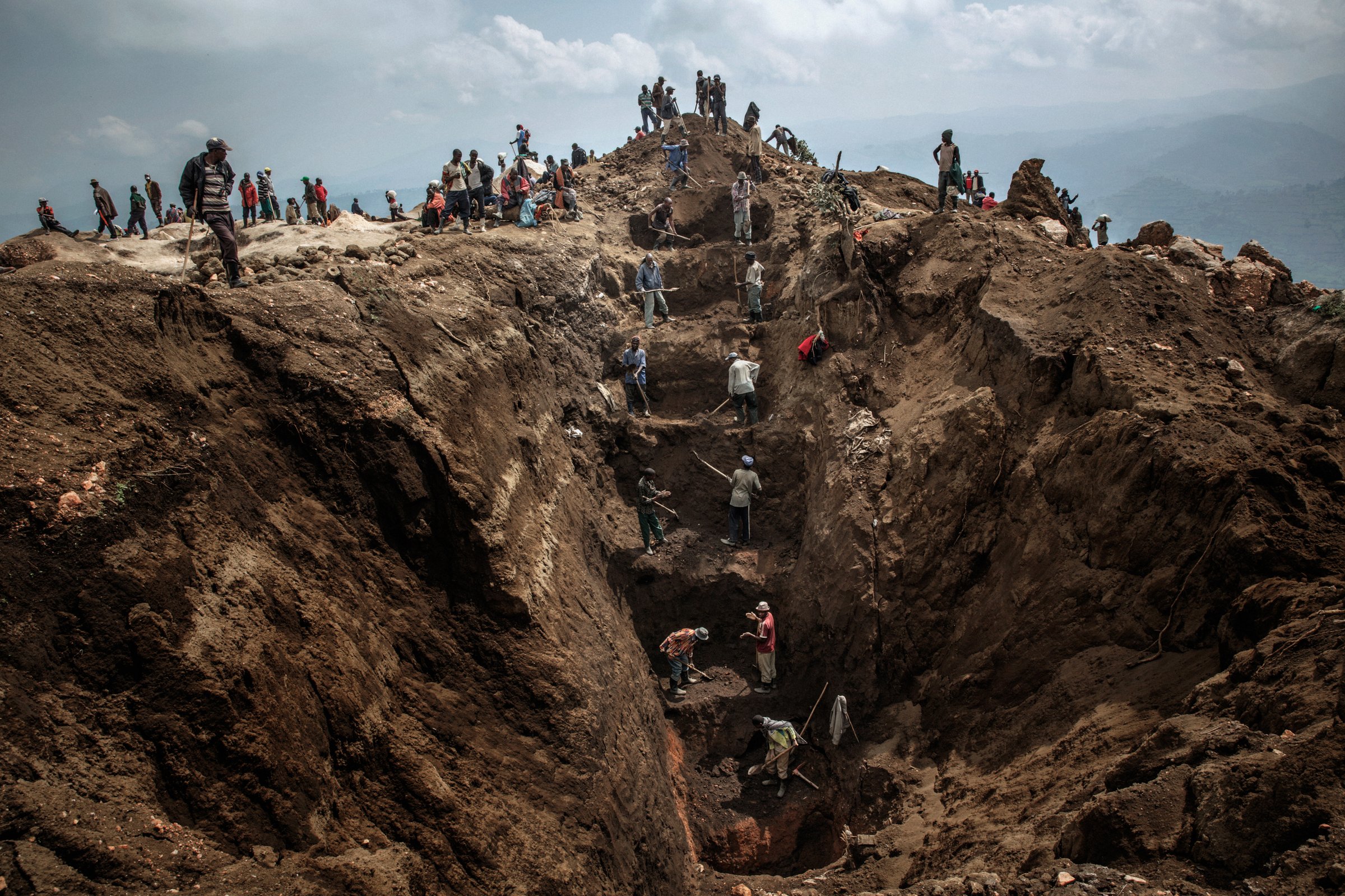 photograph by Marco Gualazzini — image 17 of 72