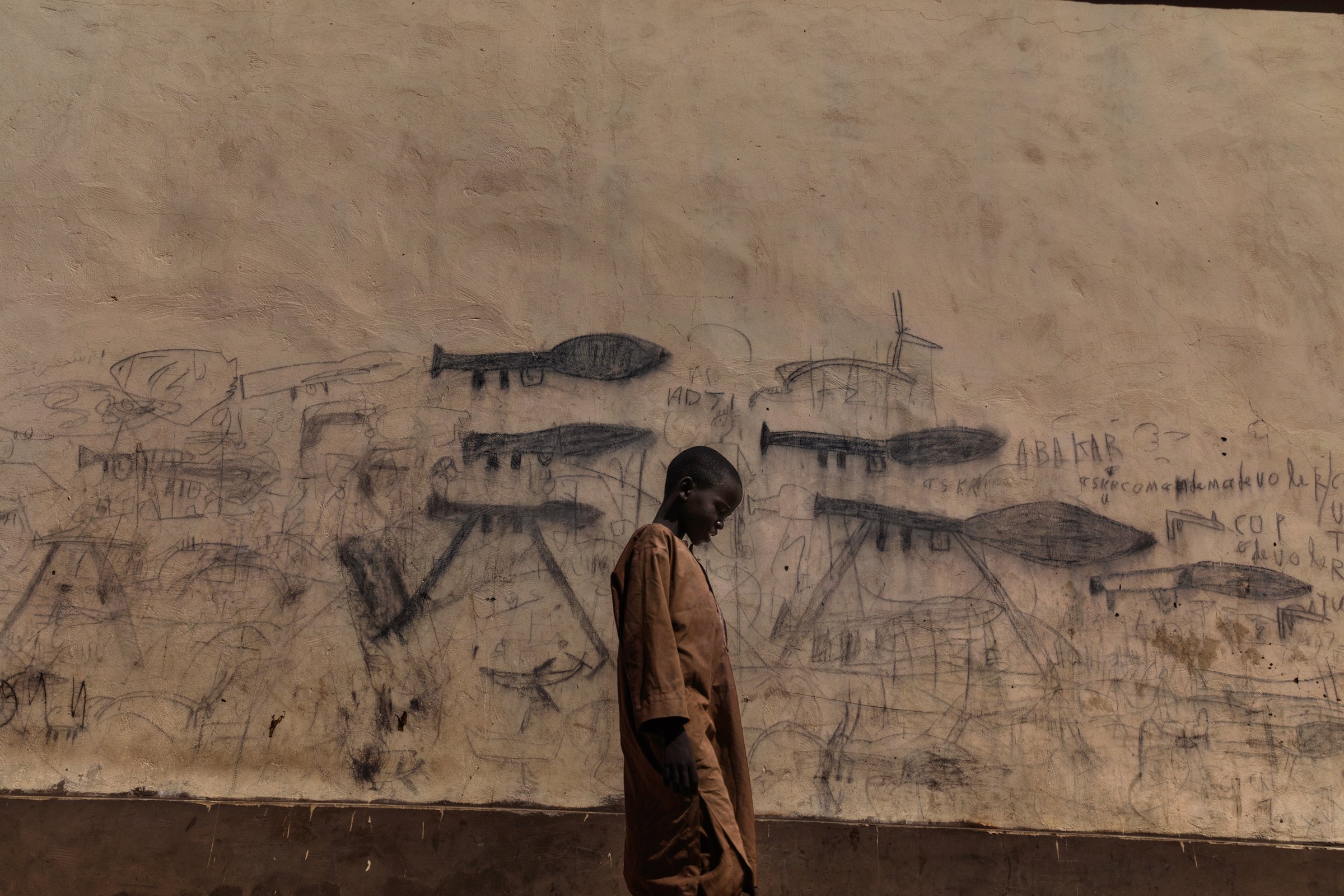 photograph by Marco Gualazzini — image 32 of 72