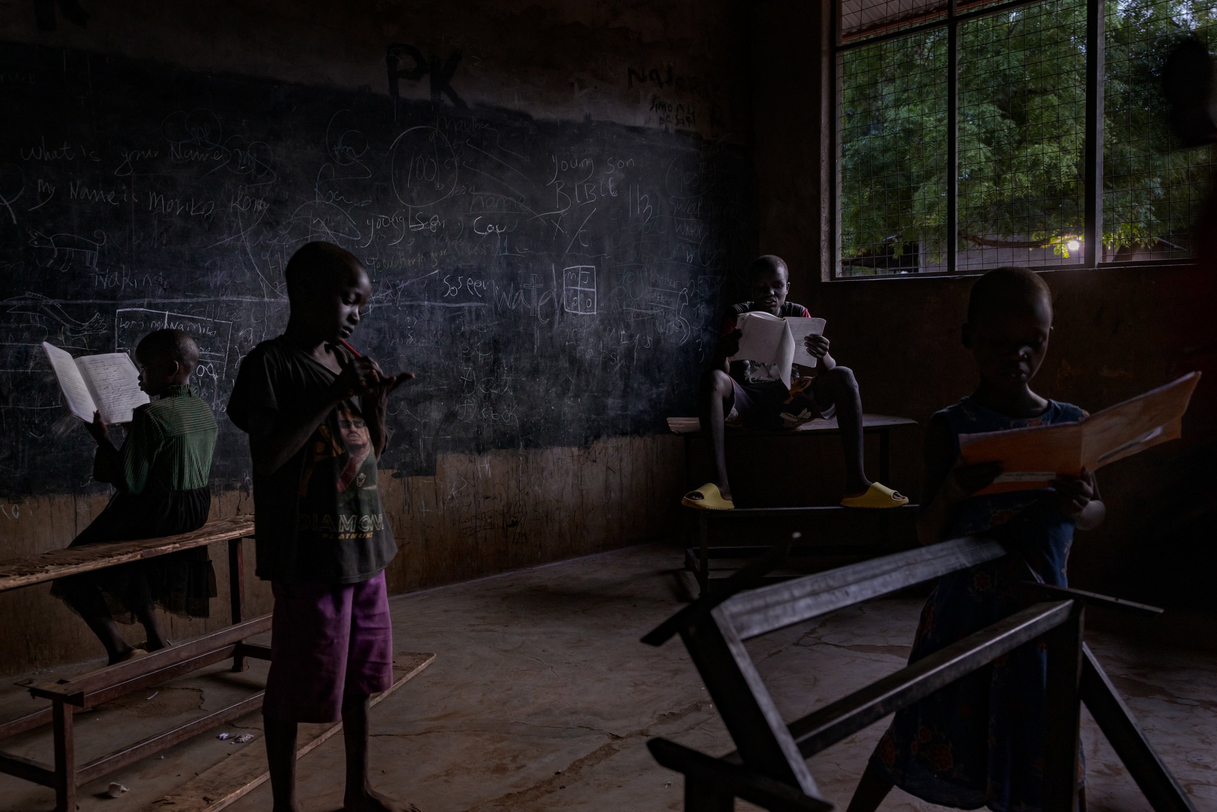 photograph by Marco Gualazzini — image 67 of 72