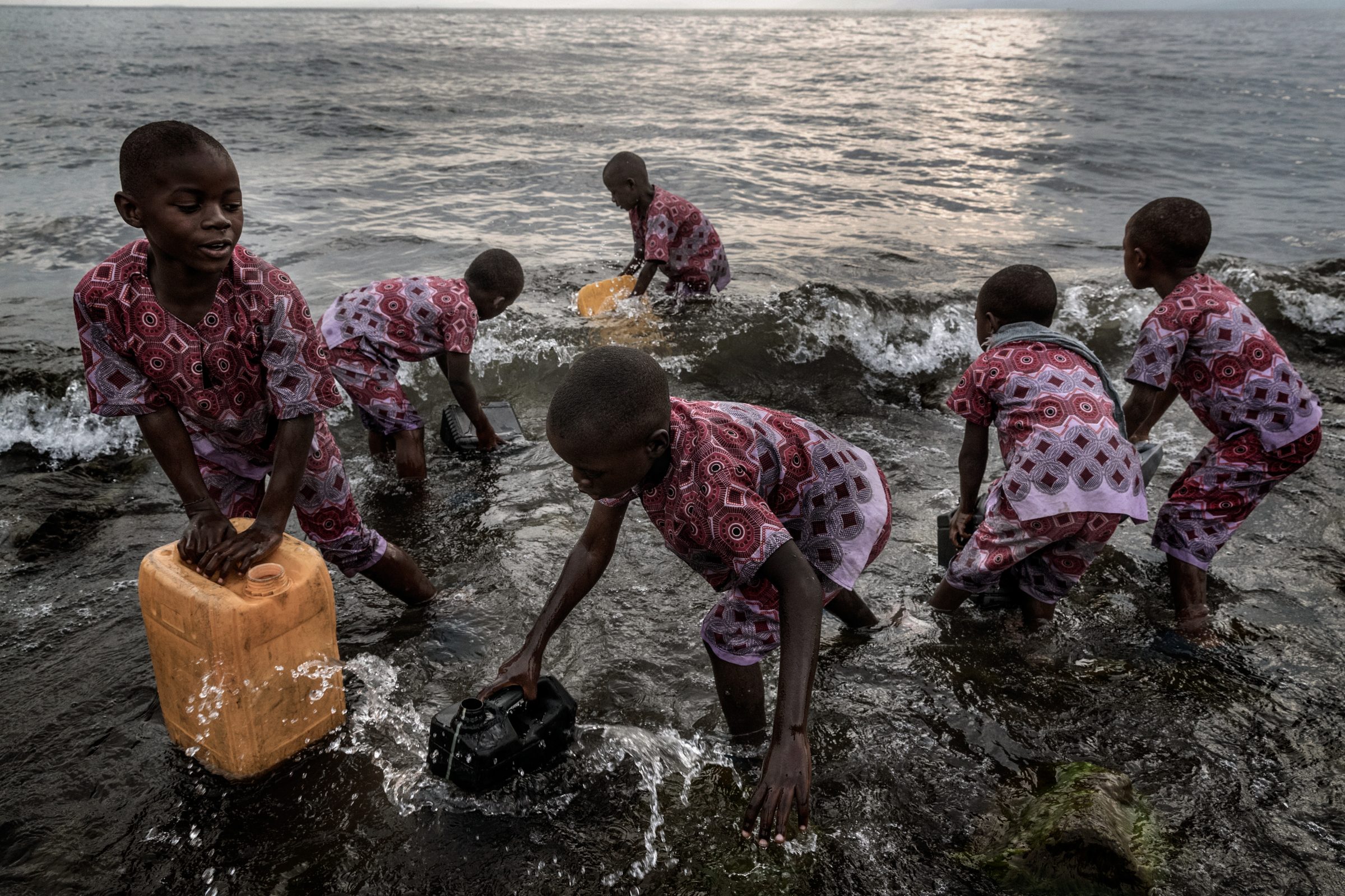 Et moriente mori — DR Congo — 2022 — photograph by Marco Gualazzini — image 23 of 30