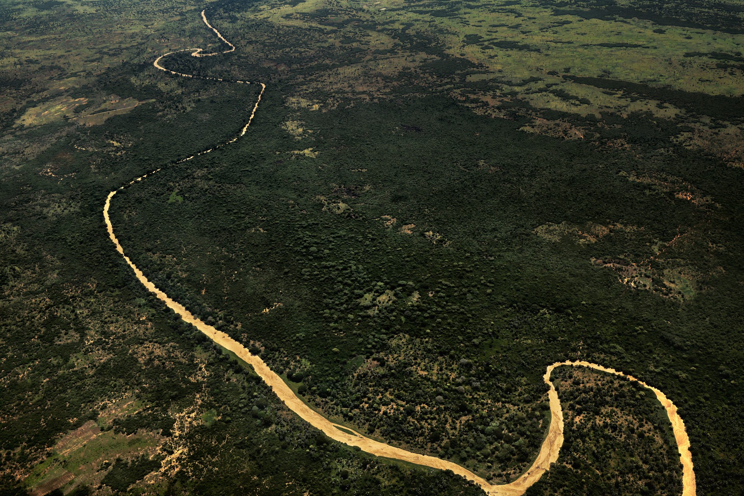 At the edge of the world — South Sudan — 2023 — photograph by Marco Gualazzini — image 15 of 22